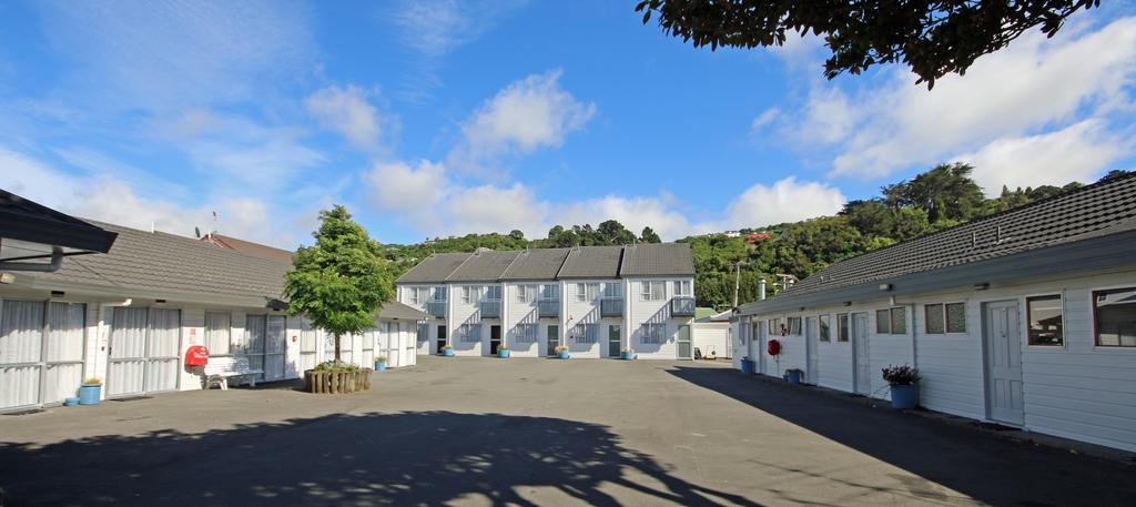 Midway Pacifica Lodge โลเวอร์ฮัท ภายนอก รูปภาพ